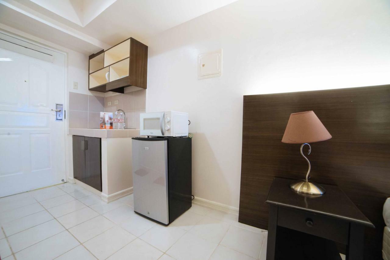 Reddoorz Premium @ Cityland Tagaytay 2 Tagaytay City Bagian luar foto