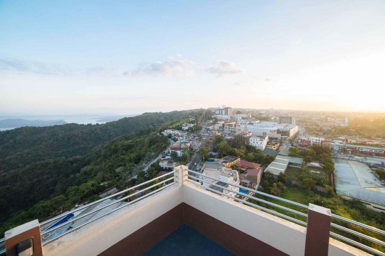 Reddoorz Premium @ Cityland Tagaytay 2 Tagaytay City Bagian luar foto