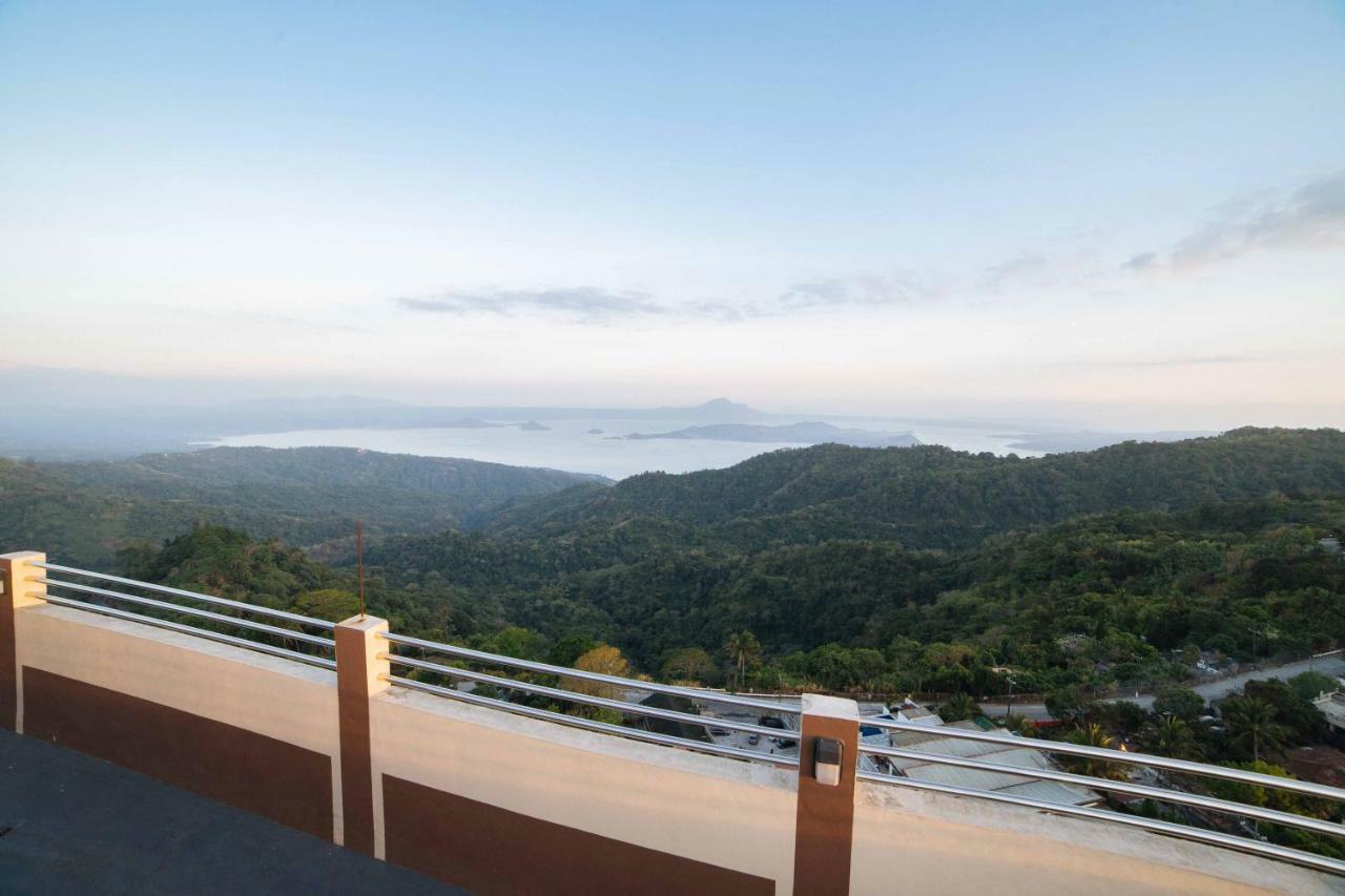 Reddoorz Premium @ Cityland Tagaytay 2 Tagaytay City Bagian luar foto
