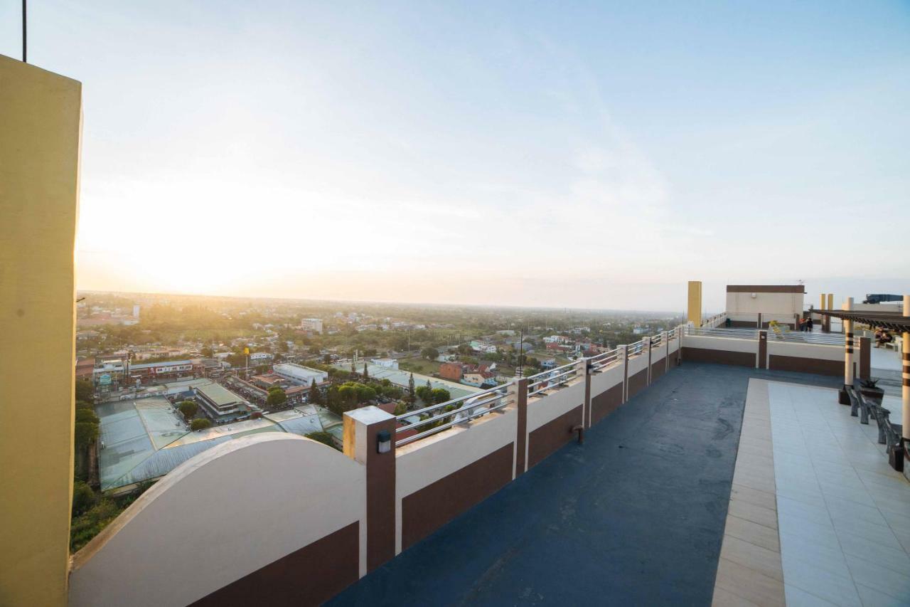 Reddoorz Premium @ Cityland Tagaytay 2 Tagaytay City Bagian luar foto